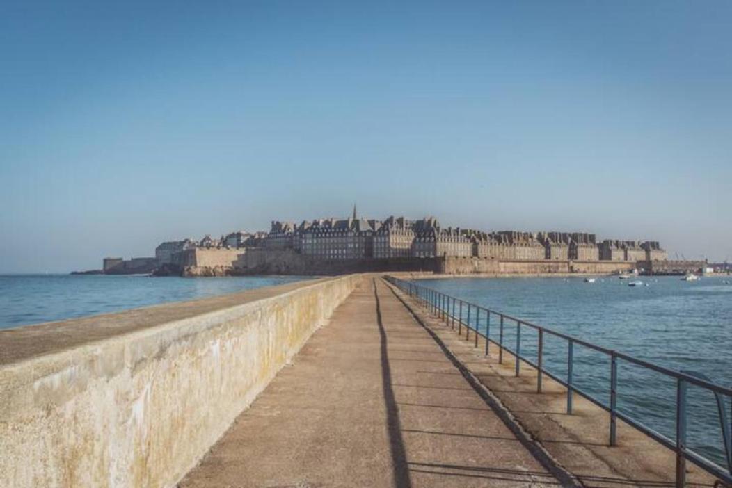Les Letruns - Appart - 3 Pers - Vue Sur La Mer 圣马洛 外观 照片
